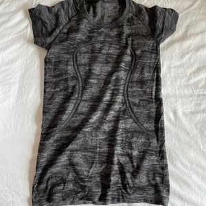 Lululemon swiftly tech short sleeve 8